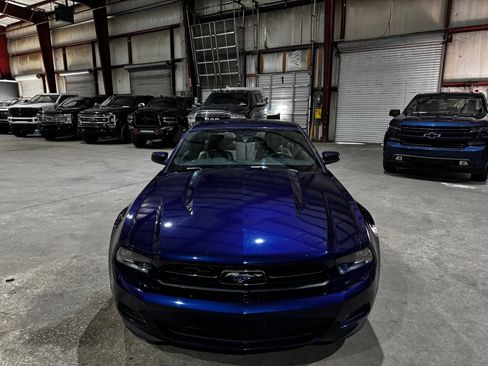 Used 2012 Ford Mustang Premium w/ Electronics Pkg image 10