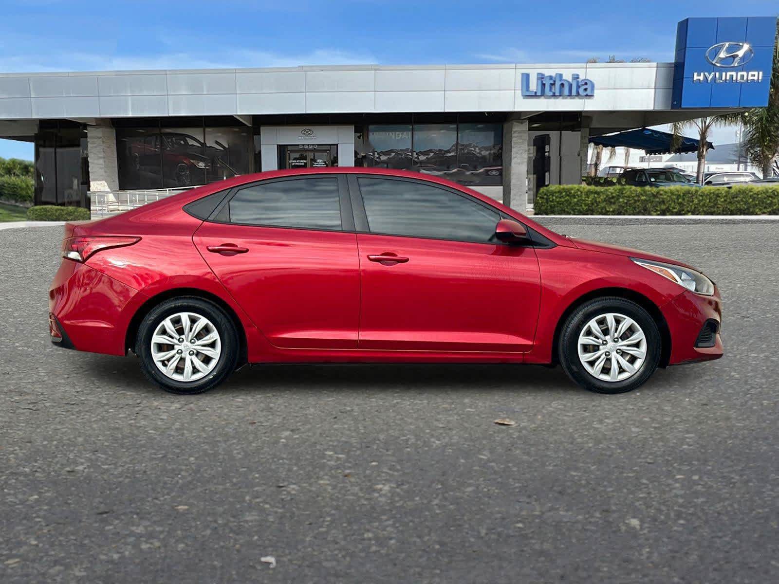 Used 2021 Hyundai Accent SE FWD image 9
