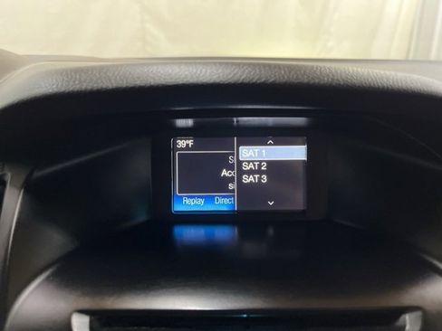 Used 2017 Ford Focus SE image 35