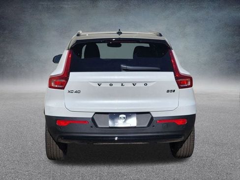 New 2026 Volvo XC40 B5 Ultra w/ Climate Package image 6