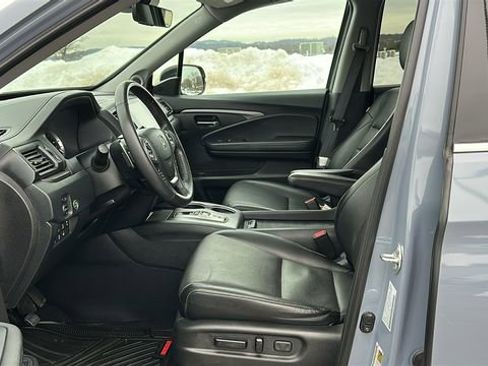 Used 2023 Honda Ridgeline RTL-E image 9