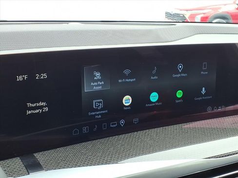 Used 2025 Cadillac Escalade V image 23