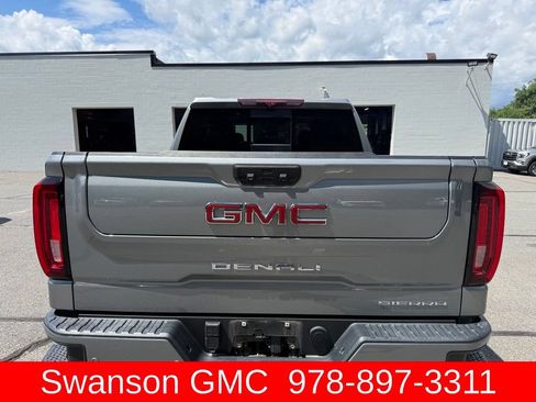 Used 2023 GMC Sierra 1500 Denali w/ Denali Reserve Package AWD/4WD image 4