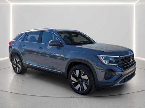 New 2026 Volkswagen Atlas Cross Sport SEL AWD/4WD image 8