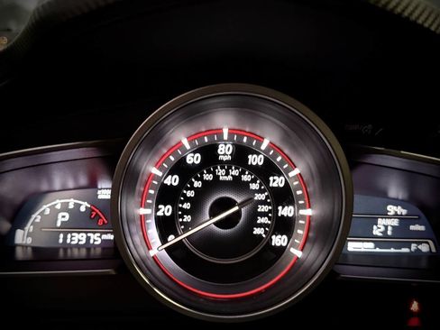 Used 2014 MAZDA MAZDA3 i Touring w/ Technology Package FWD image 18