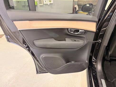 Used 2026 Volvo XC90 B6 Plus AWD/4WD image 19
