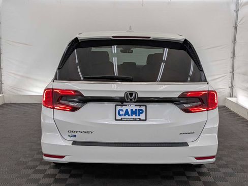 Used 2023 Honda Odyssey Sport image 5