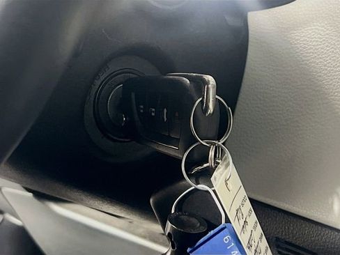 Used 2021 Toyota Corolla SE FWD image 19