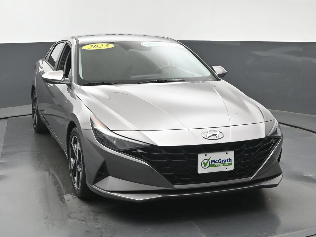 Used 2023 Hyundai Elantra SEL w/ Convenience Package FWD image 5