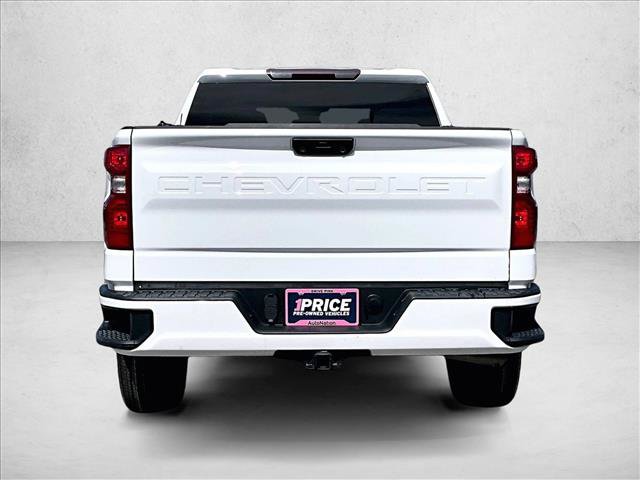 Certified 2022 Chevrolet Silverado 1500 Custom RWD image 4