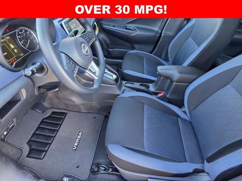 New 2025 Nissan Versa SV w/ Trunk Package FWD image 7