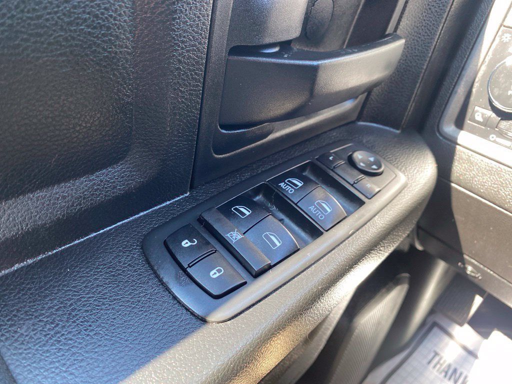 Used 2019 RAM 1500 Express w/ Express Value Package AWD/4WD image 23