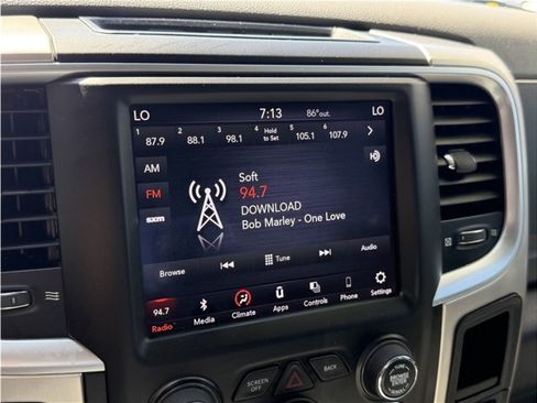 Used 2019 RAM 1500 Classic SLT w/ Luxury Group AWD/4WD image 43