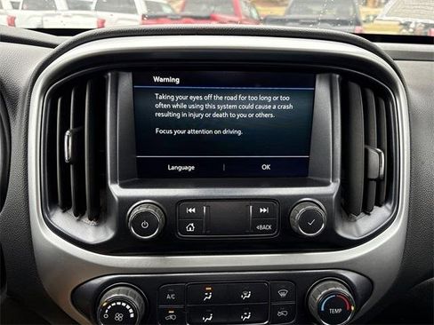 Used 2022 Chevrolet Colorado LT w/ Fleet Safety Package image 17