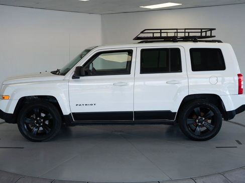 Used 2014 Jeep Patriot Sport w/ Power Value Group FWD image 4