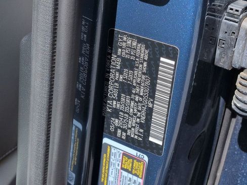 Certified 2025 Kia Sorento EX FWD image 36