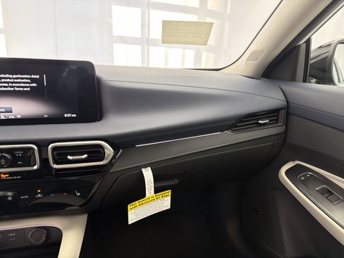 New 2026 Nissan Sentra SL w/ Floor Mat Package FWD image 14