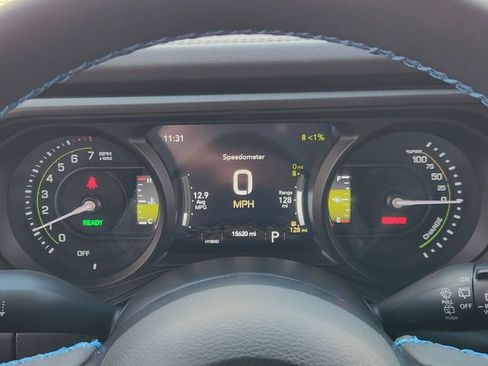 Used 2025 Jeep Wrangler Unlimited Rubicon 4xe w/ Safety Group AWD/4WD image 16