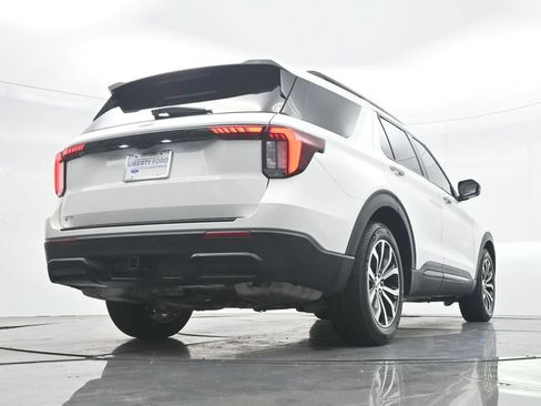 New 2026 Ford Explorer ST-Line w/ Premium Package RWD image 47