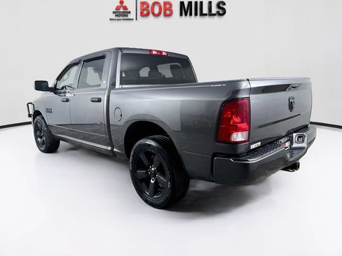 Used 2018 RAM 1500 Express w/ Express Value Package RWD image 5