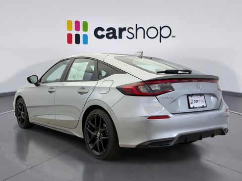 Used 2025 Honda Civic Sport image 3