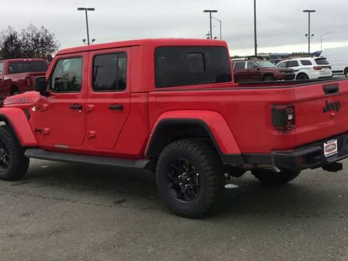 New 2025 Jeep Gladiator Sport image 6