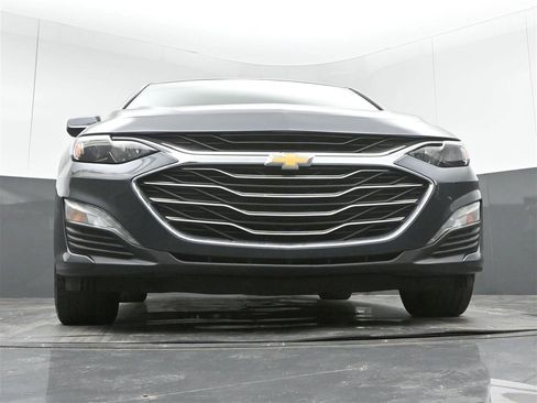 Used 2021 Chevrolet Malibu LT image 30