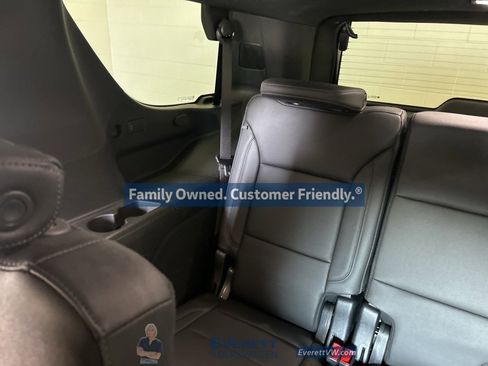 Used 2025 Chevrolet Tahoe Z71 w/ Z71 Off-Road Package image 33