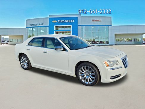 Used 2014 Chrysler 300 Uptown Edition w/ Quick Order Package 22M image 1