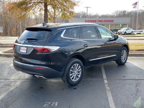 Used 2023 Buick Enclave Essence image 22
