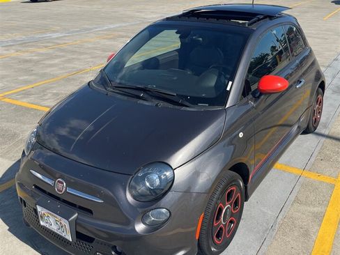 Used 2018 FIAT 500 e w/ Esport Package FWD image 10