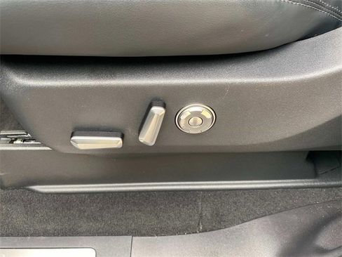 Certified 2025 Lincoln Navigator Reserve w/ Jet Appearance Package image 15