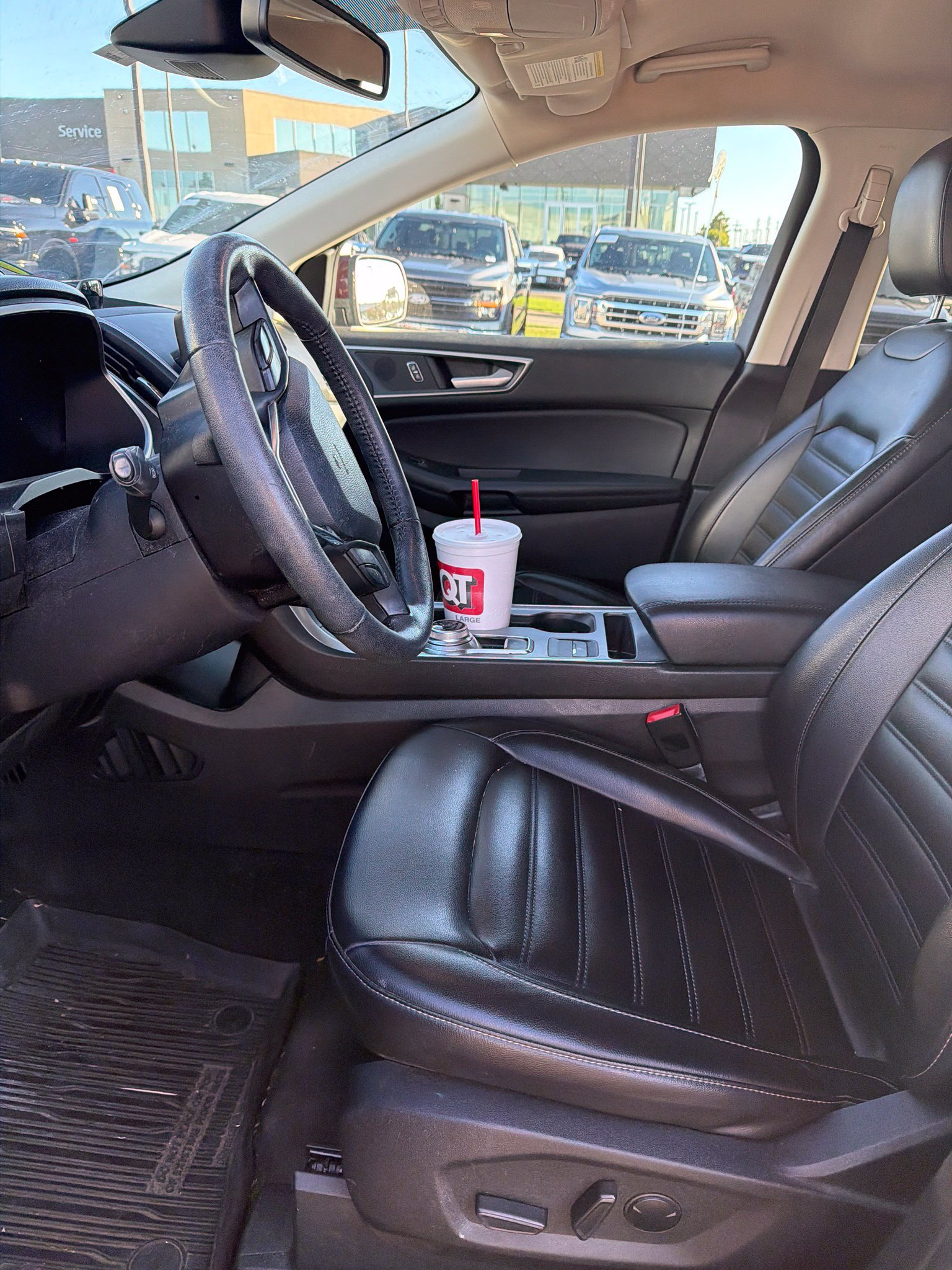 Used 2021 Ford Edge SEL AWD/4WD image 12