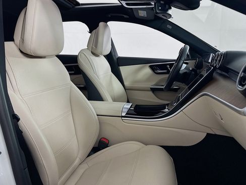 Certified 2024 Mercedes-Benz C 300 4MATIC Sedan image 8