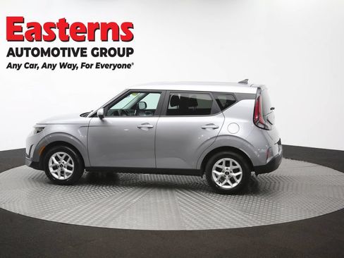 Used 2023 Kia Soul LX w/ Option Group 015 FWD image 61