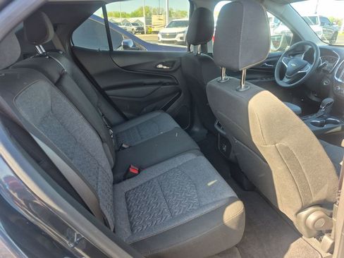 Certified 2023 Chevrolet Equinox LT FWD image 28