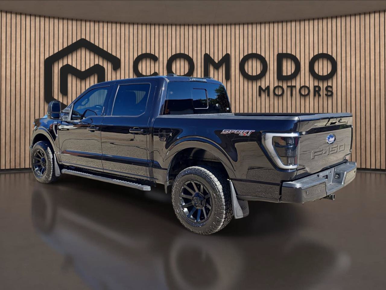 Used 2021 Ford F150 XLT w/ Equipment Group 302A High AWD/4WD image 5