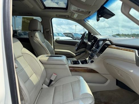 Used 2015 GMC Yukon XL Denali w/ Premium Package AWD/4WD image 33