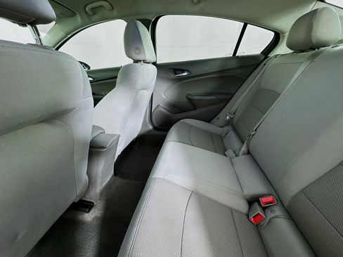 Used 2017 Chevrolet Cruze LS image 21