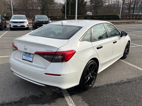 Used 2024 Honda Civic Sport image 8