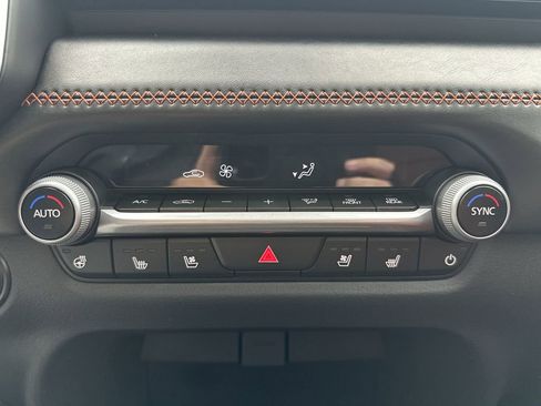 New 2026 MAZDA CX-50 Meridian Edition w/ Weather Package image 18