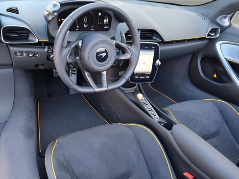 New 2026 McLaren Artura Spider image 17