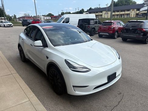 Used 2020 Tesla Model Y Long Range AWD/4WD image 5