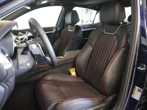 New 2026 Genesis G70 3.3T Sport Prestige AWD/4WD image 19