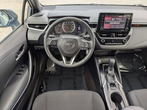 Used 2022 Toyota Corolla SE image 16
