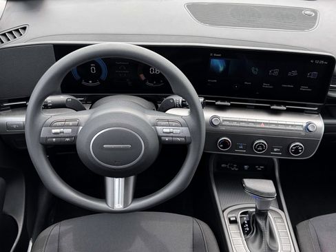 New 2026 Hyundai Kona SE AWD/4WD image 17