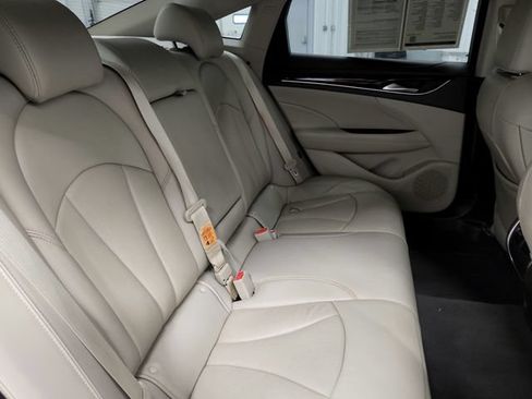 Used 2018 Buick LaCrosse Essence w/ Sun and Shade Package FWD image 27