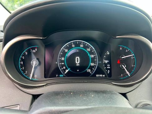 Used 2016 Buick LaCrosse Leather w/ Experience Buick Package FWD image 12