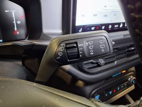 Used 2026 Ford Bronco Sport Outer Banks AWD/4WD image 12