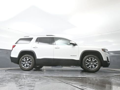 Used 2023 GMC Acadia SLT image 46